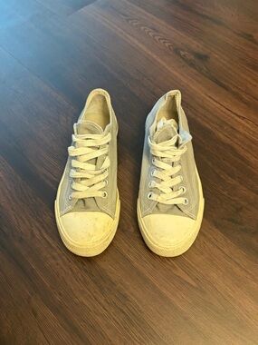 ‼️Clearance‼️ Casual Canvas Sneakers in Light Gray
